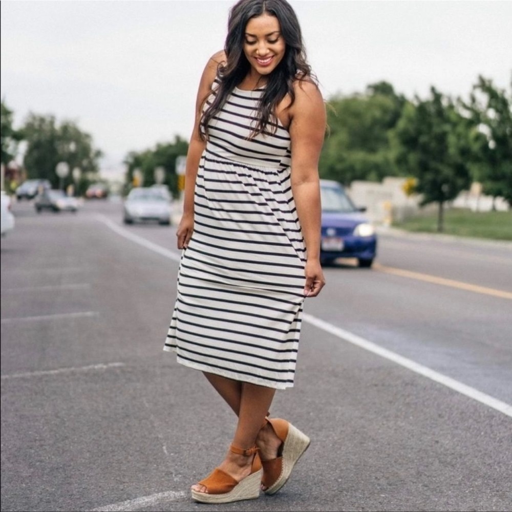 Hazel Blues- Tank Dress with POCKETS!